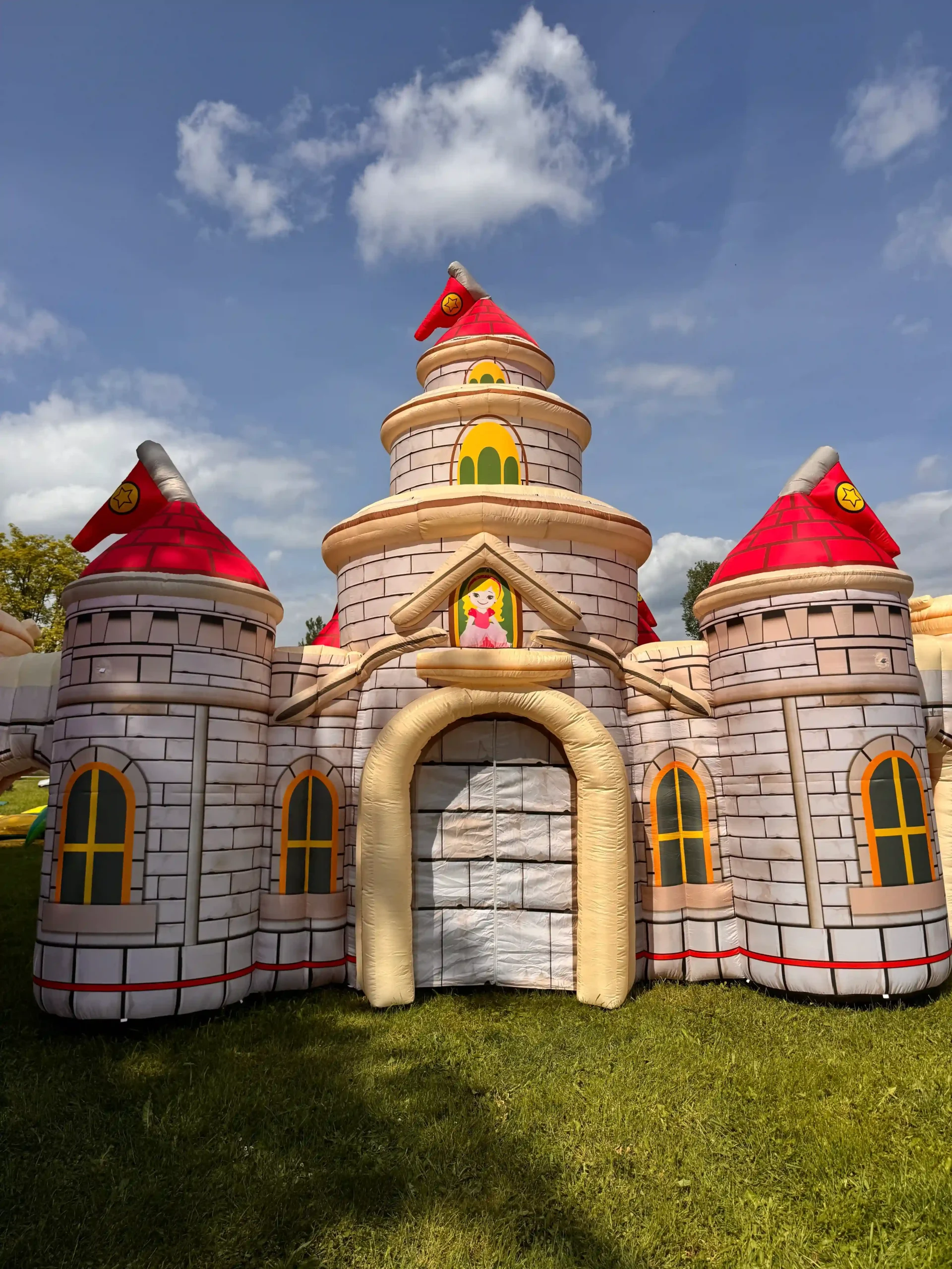 Nafukovací pohádkový ZÁMEK PRINCEZNA – monumentální 3D fotostěna a brána (10x3 m výška 5 m) - Obrázek 5